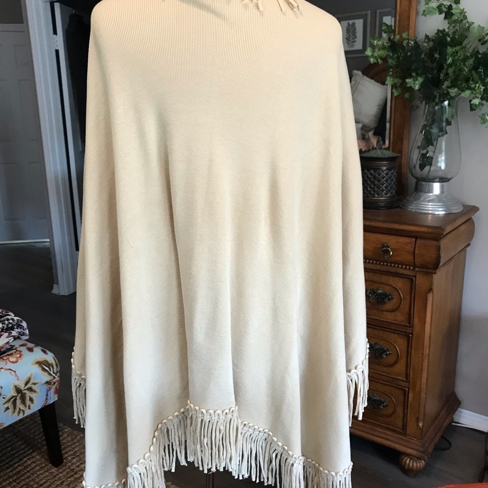 Fringe Poncho - Picture 2 of 6